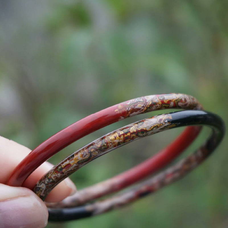 Black Lacquer Bangle with Ox Horn Base