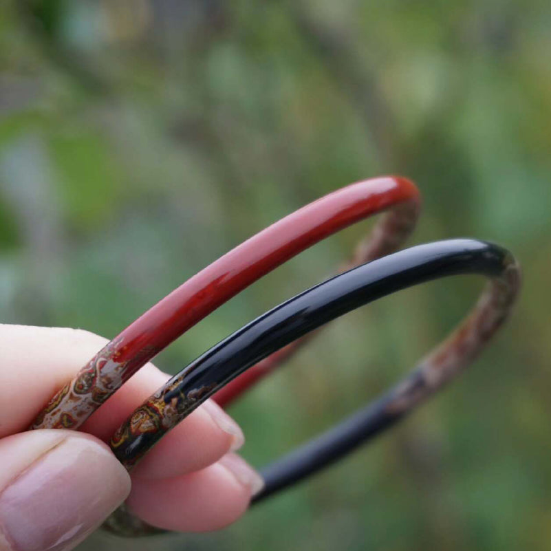 Black Lacquer Bangle with Ox Horn Base