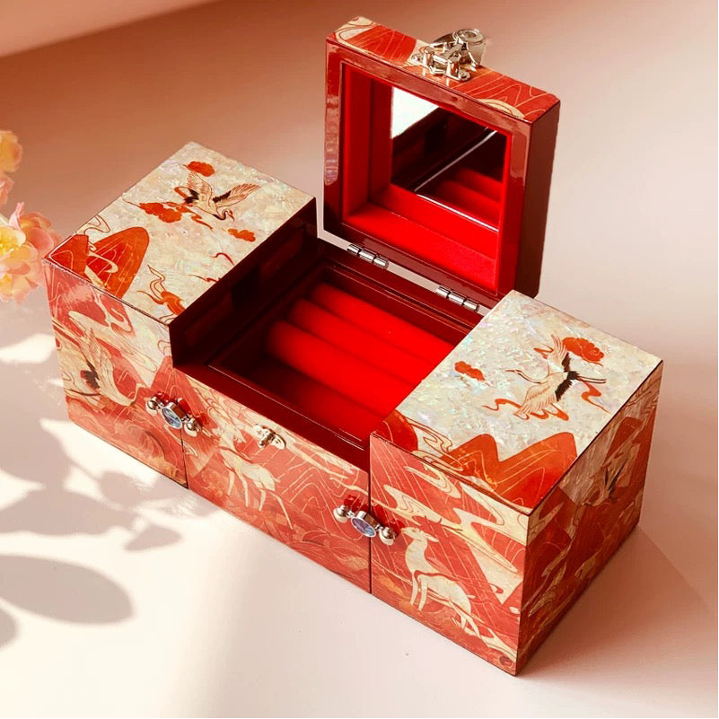Mother of Pearl Lacquerware Box | Nine-Color Deer Bridal Jewelry Chest