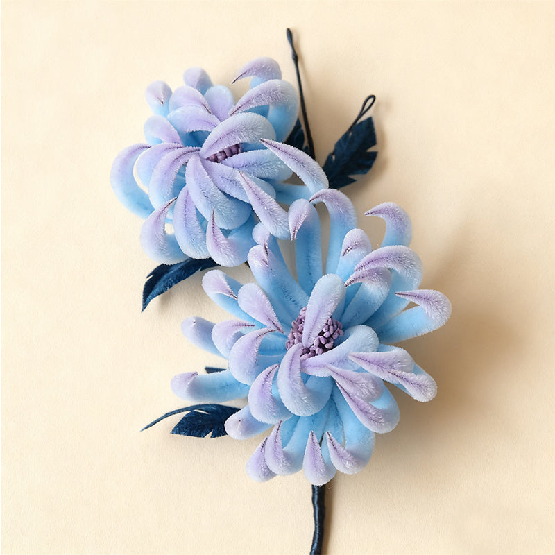 Handmade Ronghua Blue Velvet Chrysanthemum Hairpin